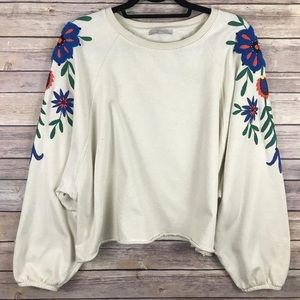 Zara Embroidered Shoulders Cropped Sweatshirt